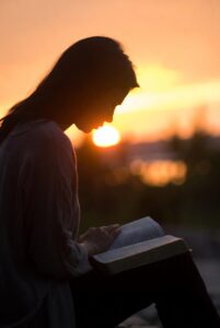 Healing from Heartbreak Through God's Love: 7 Biblical Steps to Restore Your Heart